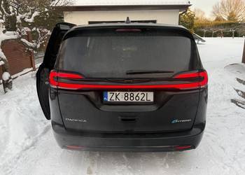 Chrysler Pacyfica Hybryda Phev
