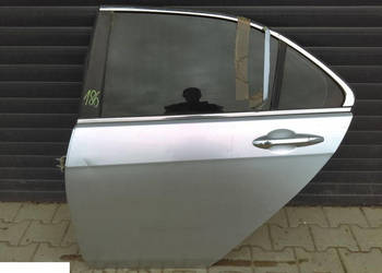HONDA ACCORD VII 2005 DRZWI LEWY TYŁ