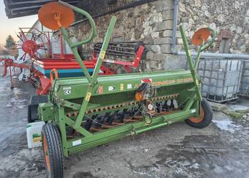 Siewnik zbożowy Amazone D8 30 SUPER