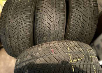 Opony zimowe Vredestein 245/45/18