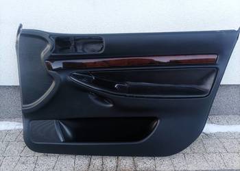 Boczek drzwi prawy przód pasażera drewno skóra Audi a4 b5