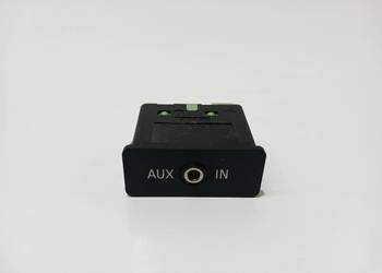 GNIAZDO AUX IN BMW E60 E61 LCI 6986791 (0000410)