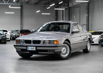 BMW 740 Oryginał. Bezwypadkowa. Niski przebieg. E38 (1994-2001)