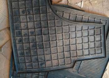 Wycieraczki dywaniki gumowe fiat 126p z tamtych lat