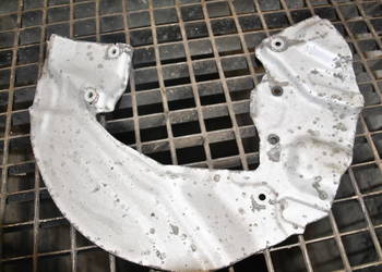 Tarcza przeciwpyłowa prawa przednia BMW E65 E66