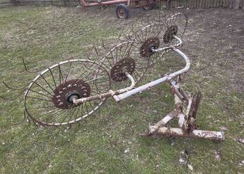 Zgrabiarka na podnośnik