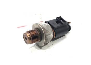 CZUJNIK CIŚNIENIA PALIWA SKODA SUPERB II 03L906054 2.0 170KM 09-15