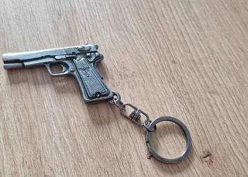 brelok breloczek pistolet VIS wz.35 muzeum AK Armii Krakowej