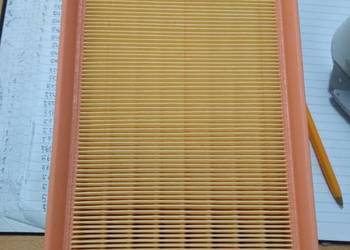Filtr powietrza  AUDI VW SKODA 03E129620 ORYGINALNY