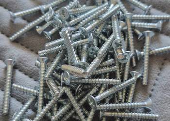 Wkręty do tworzywa sztucznych.90szt