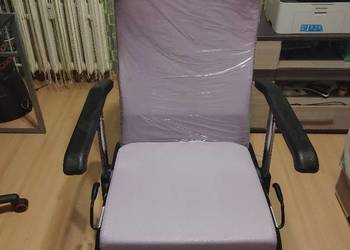 Nowy fotel skórzany geriatryczny