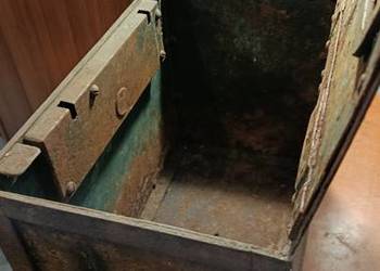 Skrzynia na amunicję lata 20/30-te XX wieku.