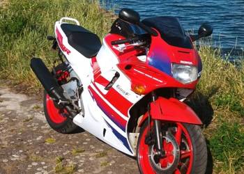 Honda CBR 600 f2