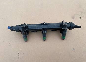 03E133320 Listwa wtryskowa vw volkswagen polo 4 9N 1,2 ben 03E133320