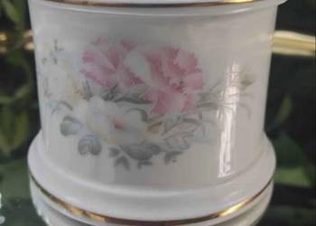 STAFFORDSHIRE
DUŻE PUZDRO POJEMNIK SZKATUŁKA