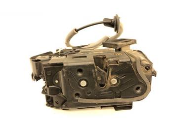 ZAMEK DRZWI PRAWY PRZÓD VW CADDY V Minivan 5TB837016C