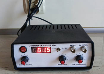 Generator UKF 64Mhz-108Mhz z dodatkowym generatorem 10,7MHz
